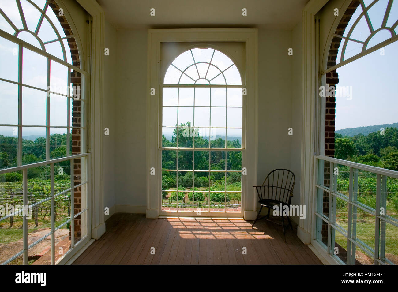 La méditation pour Thomas Jefferson dans les jardins de Monticello à Charlottesville en Virginie Banque D'Images