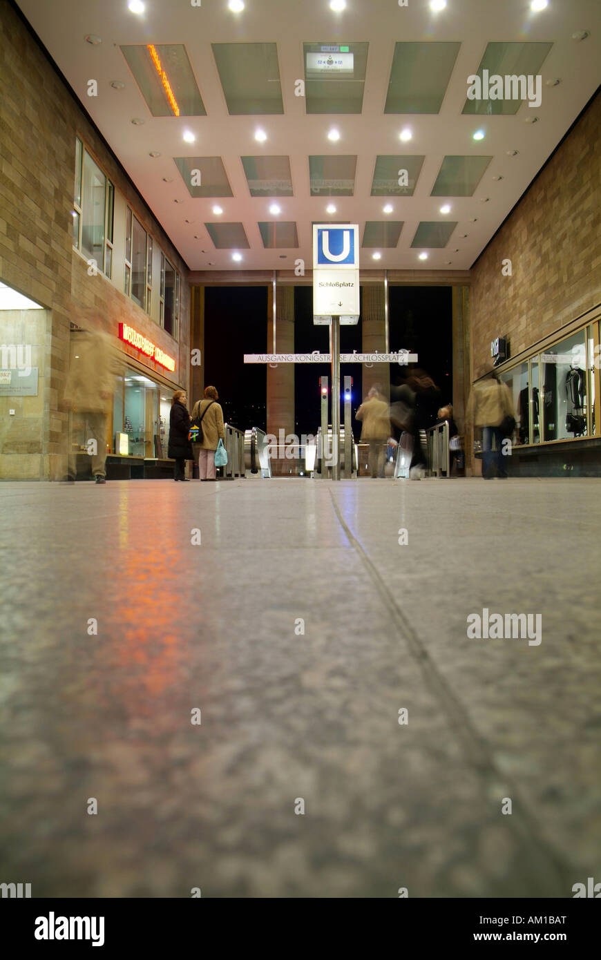 La station de métro, Stuttgart, Allemagne Banque D'Images