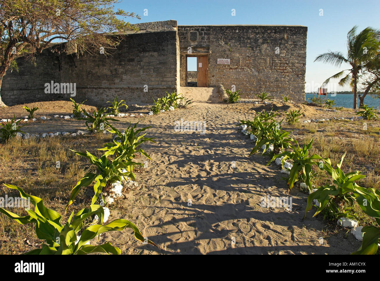 Dans la forteresse portugaise ville fantôme de l'île d'Ibo, îles des Quirimbas, au Mozambique, l'Afrique Banque D'Images