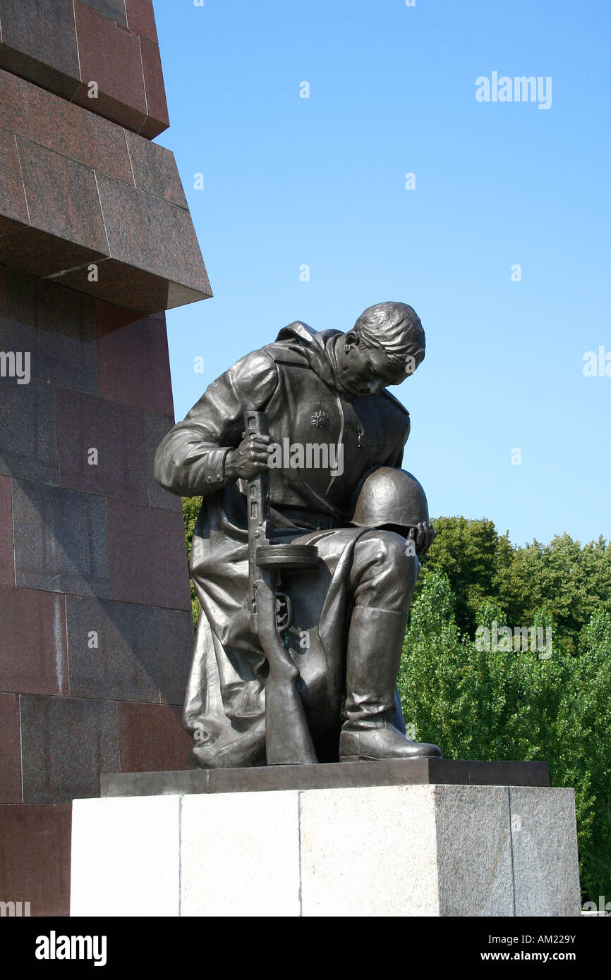 Monument commémoratif de guerre soviétique, Treptow, Berlin, Allemagne Banque D'Images
