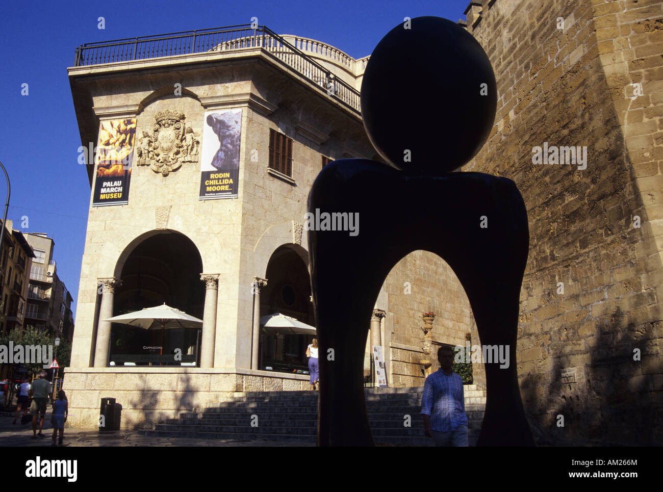 Joan Miro monument situé en face de mars Palace PALMA DE MAJORQUE Îles Baléares Espagne Banque D'Images