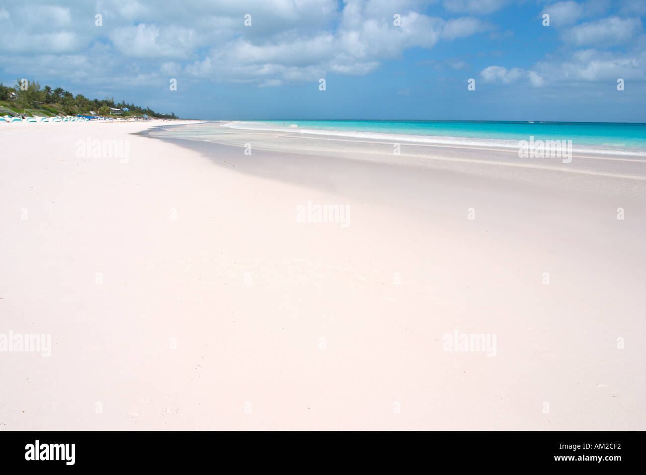 Plage de sable rose, Harbour Island, Bahamas, îles des Caraïbes, Banque D'Images