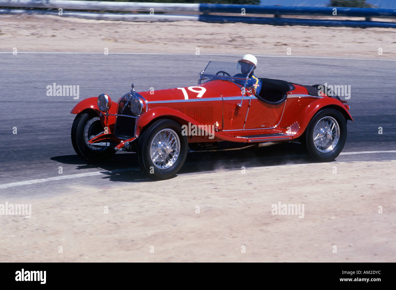 D'une Alfa Romeo Milano voiture rouge illustré lors du 35e Concours d'élégance de Pebble Beach Carmel Montrer CA Banque D'Images