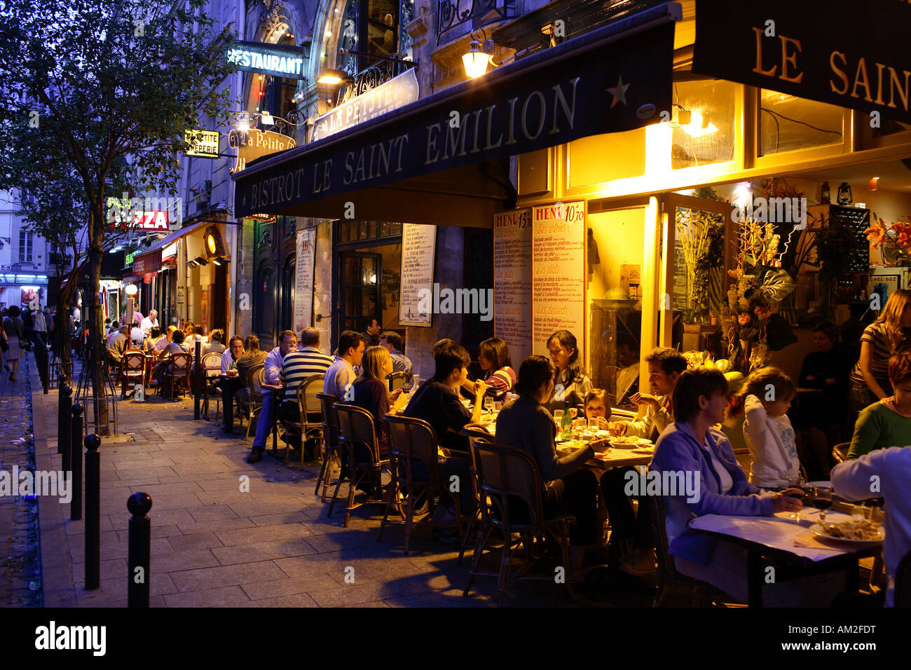 France, Paris, quartier Saint Michel, rue de la Harpe Banque D'Images