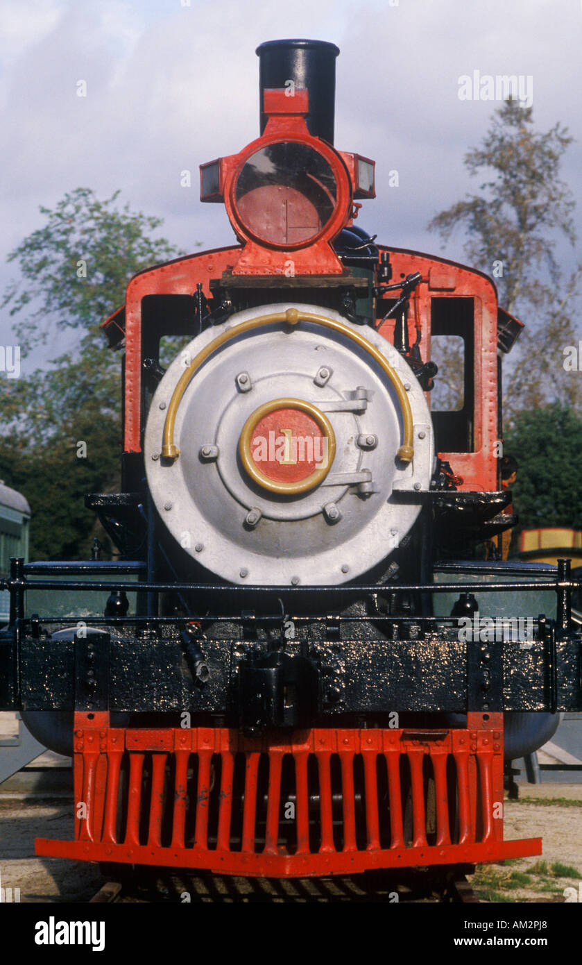 Une ancienne locomotive à vapeur moteur Mariposa numéro un est exposé au Musée des Transports de la ville de voyage Los Angeles Banque D'Images