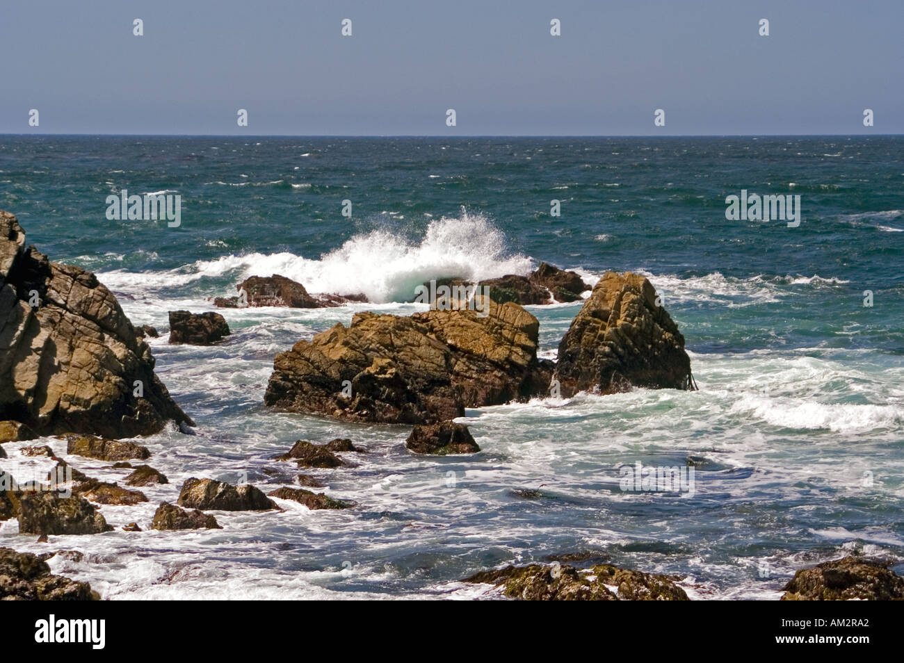 La Mer Agitée 17 Mile Drive Pebble Beach en Californie Banque D'Images
