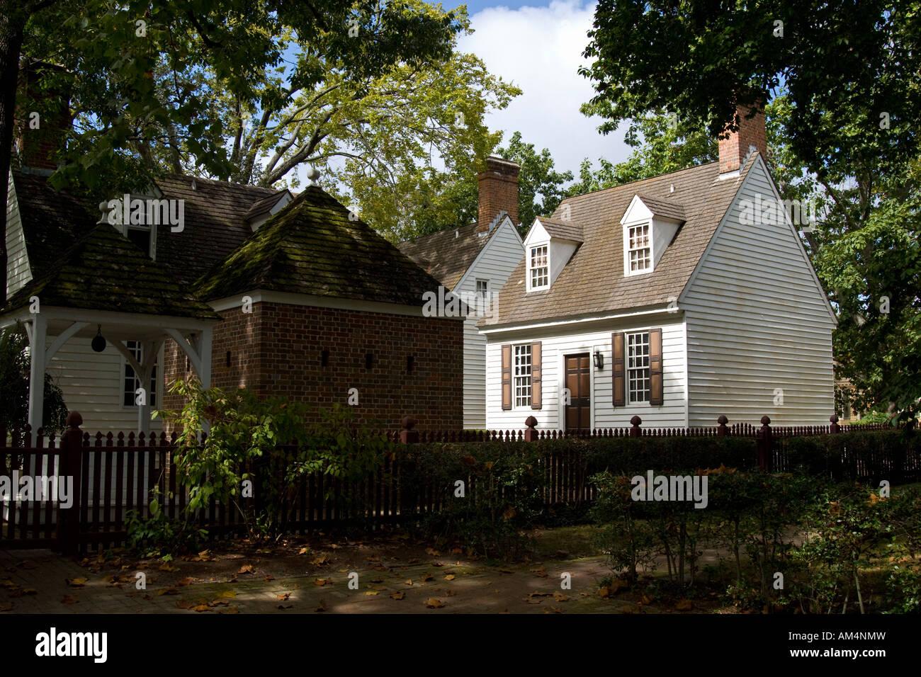 Bureau d'Orlando Jones à côté de résidence à Colonial Williamsburg Banque D'Images