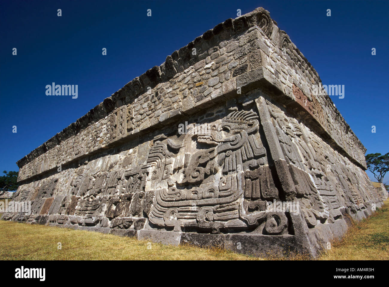 Piramide de la Serpiente Emplum (serpent à plumes (Pyramide) à Xochicalco, Mexique Banque D'Images