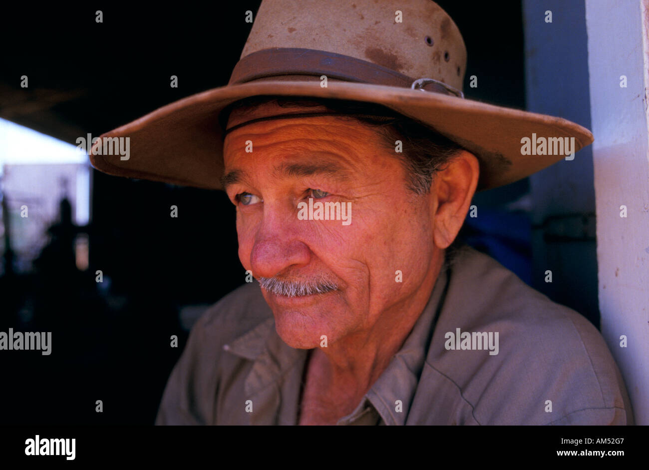 Homme Wittenoom Région du Pilbara Australie occidentale l'Australie l'horizontale Banque D'Images