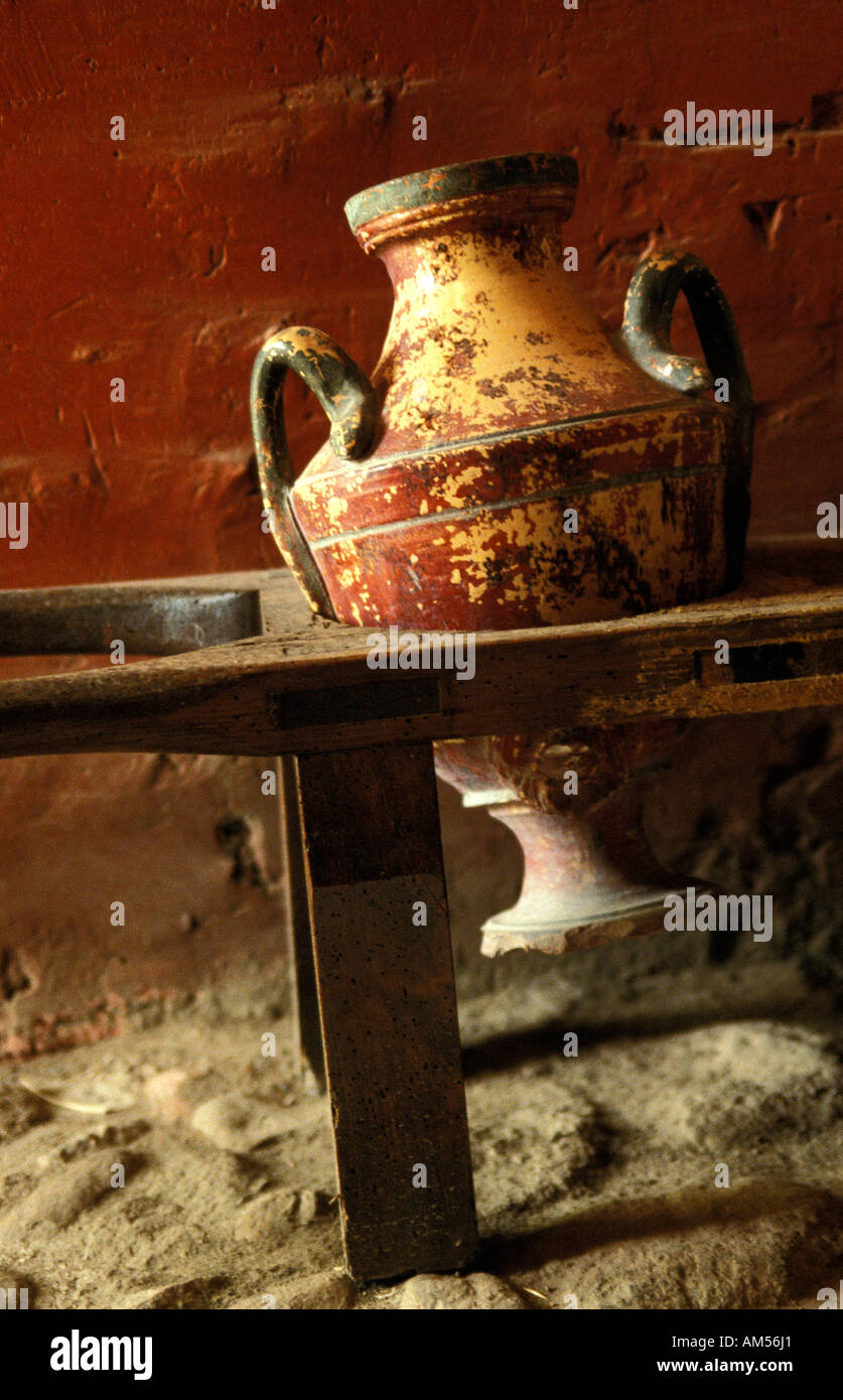 Palma de Mallorca poteries anciennes dans le couvent Banque D'Images