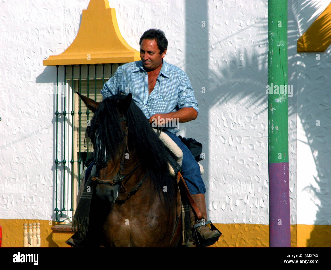 Homme à cheval à la Feria de la Virgen del Rosario Fête de la Vierge du Rosaire Fuengirola espagne Octobre 2003 Banque D'Images