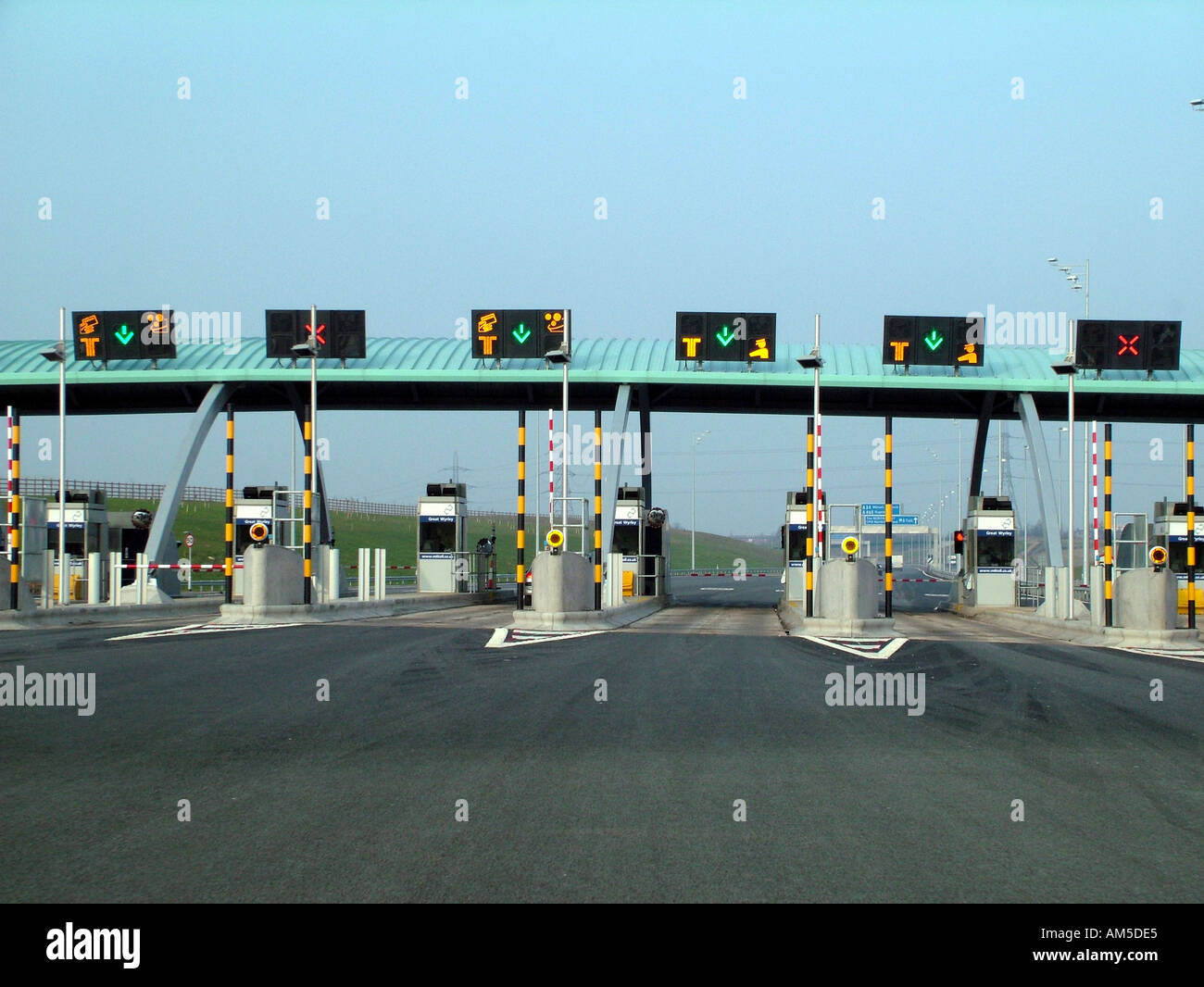 Autoroute à péage M6 Angleterre Royaume-uni Postes de péage Banque D'Images