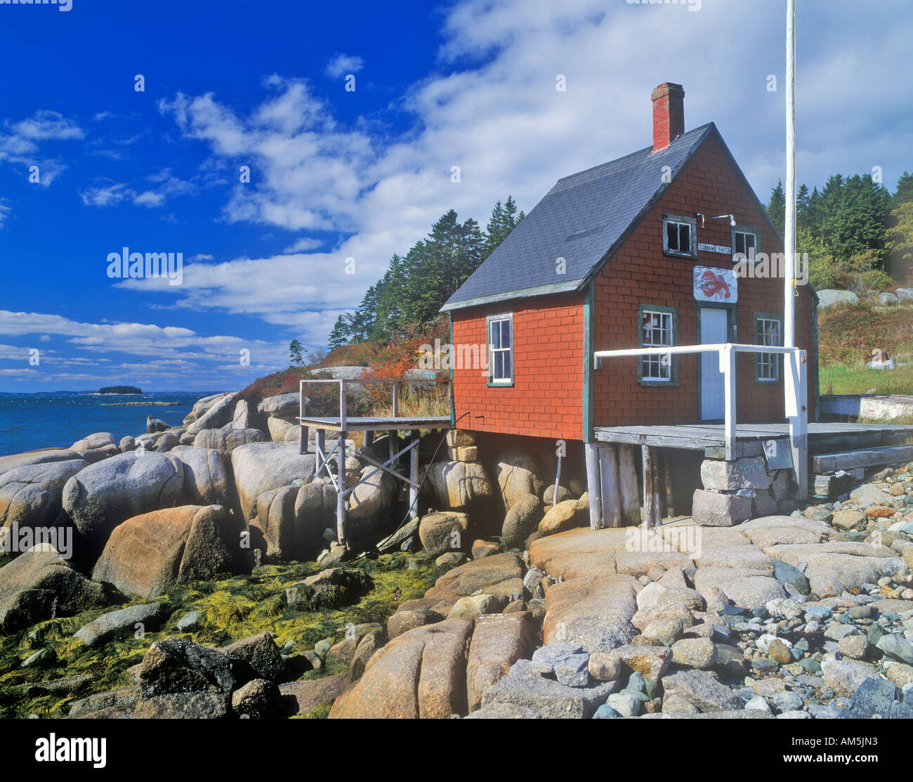 Lobster House sur le bord de Penobscot Bay de Stonington moi en automne Banque D'Images