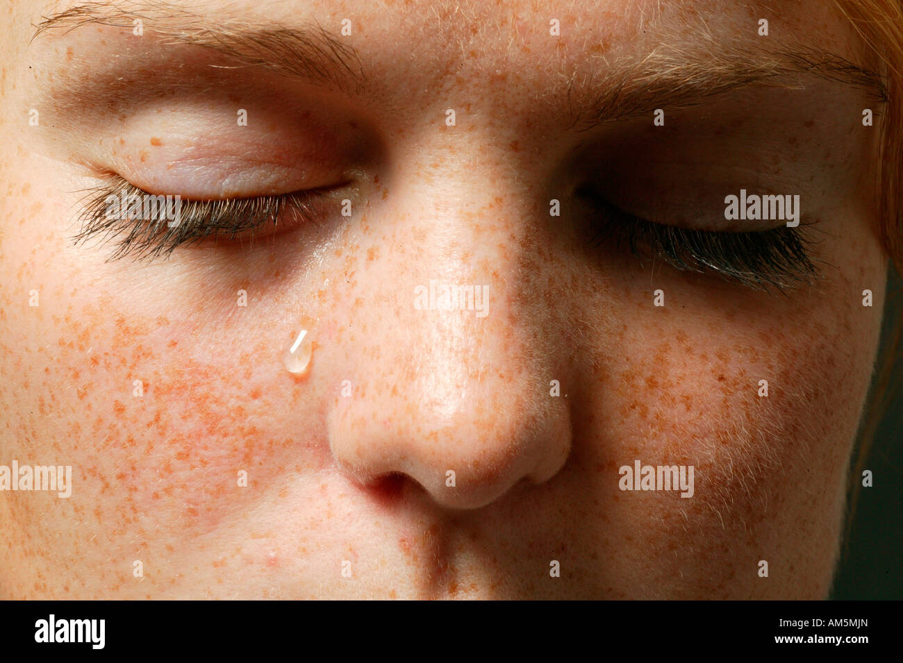 Oeil Avec Une Larme Photo Stock Alamy
