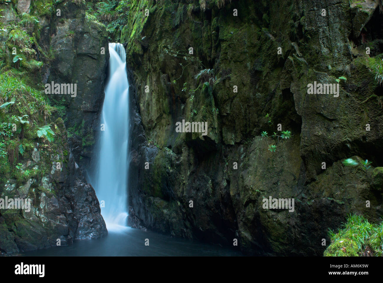 Force Stanley Cascade, Eskdale, était considérée comme la plus belle chute d'eau dans le Lake District par Alfred Wainwright Banque D'Images