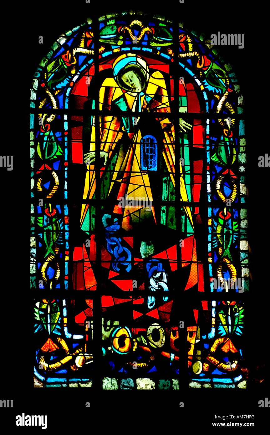 Dans la fenêtre de l'église de St Pierre de Montmartre, Paris Banque D'Images