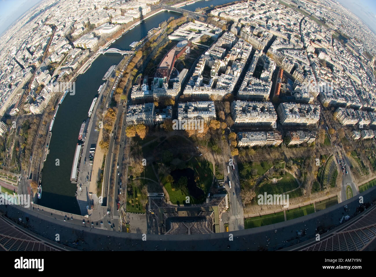 Vue depuis la Tour Eiffel tower Paris France Banque D'Images