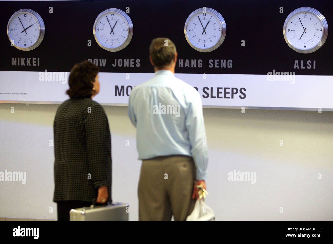 L'Afrique du Sud, Durban les montres avec différents fuseaux horaires