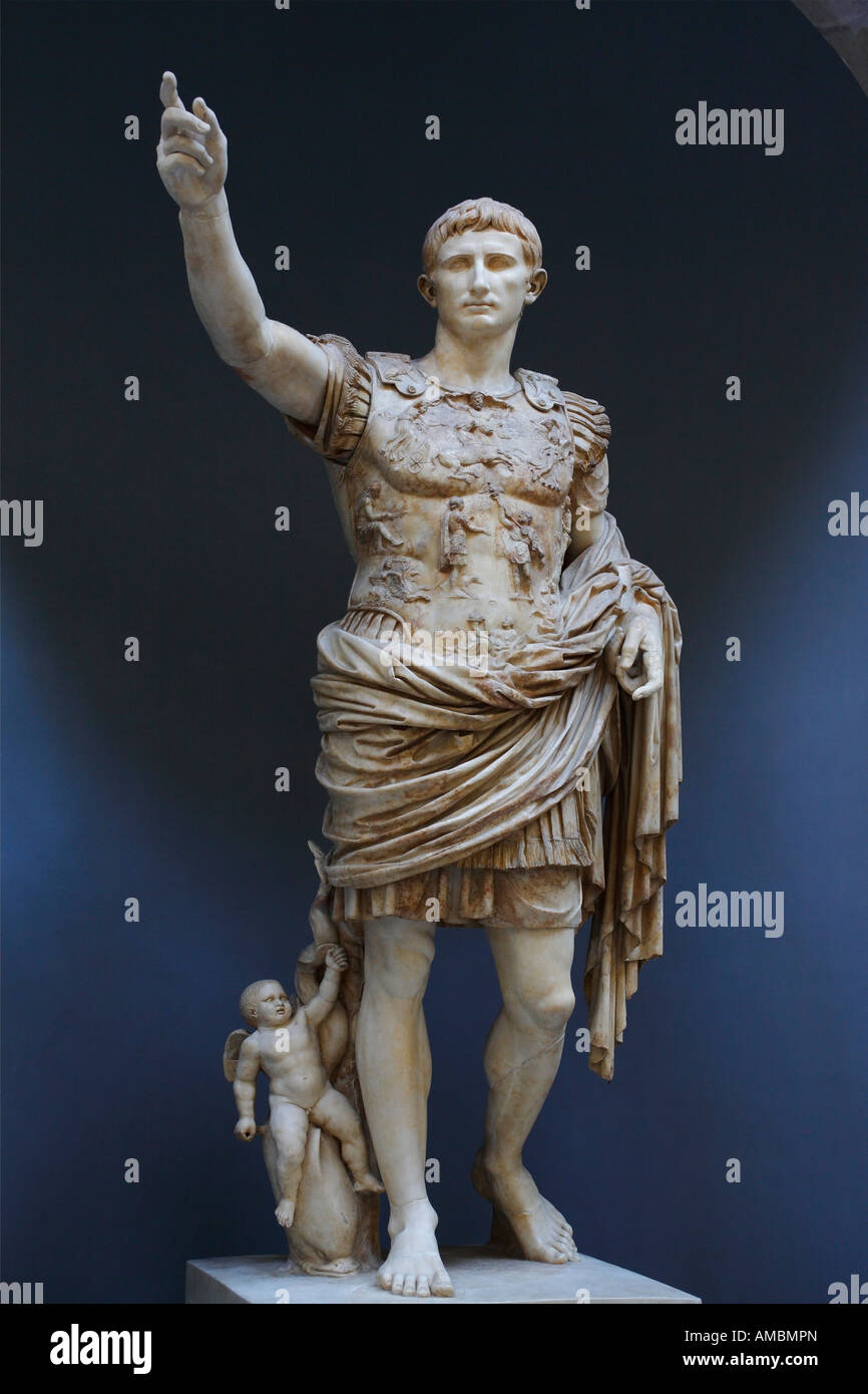 L'Auguste de Prima Porta affiché dans le Braccio Nuovo des Musées du Vatican, Rome, Italie Banque D'Images