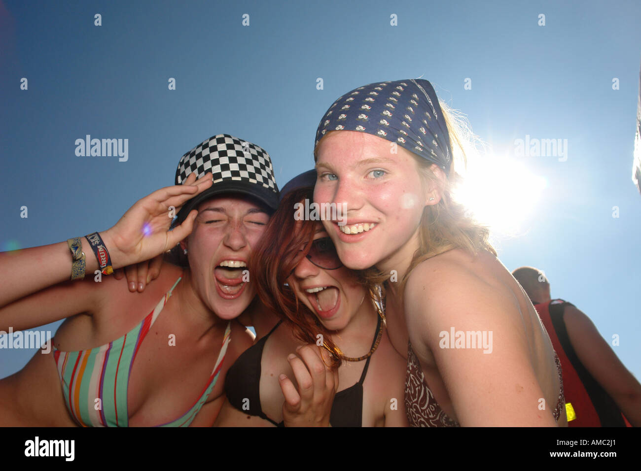 Les gens à l'air libre sur un campingplace appelé le festival Southside à Neuhausen ob Eck Allemagne Banque D'Images