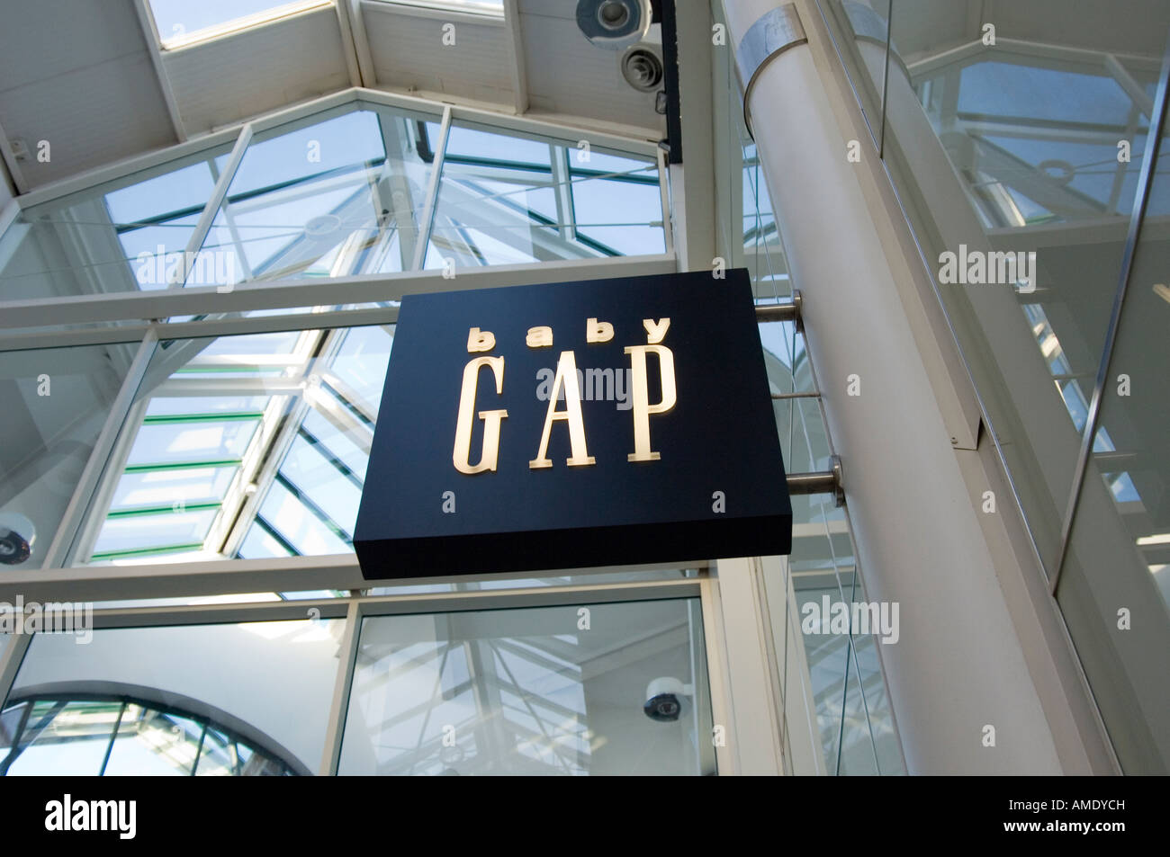 Signe pour bébé boutique gap dans shopping mall Banque D'Images