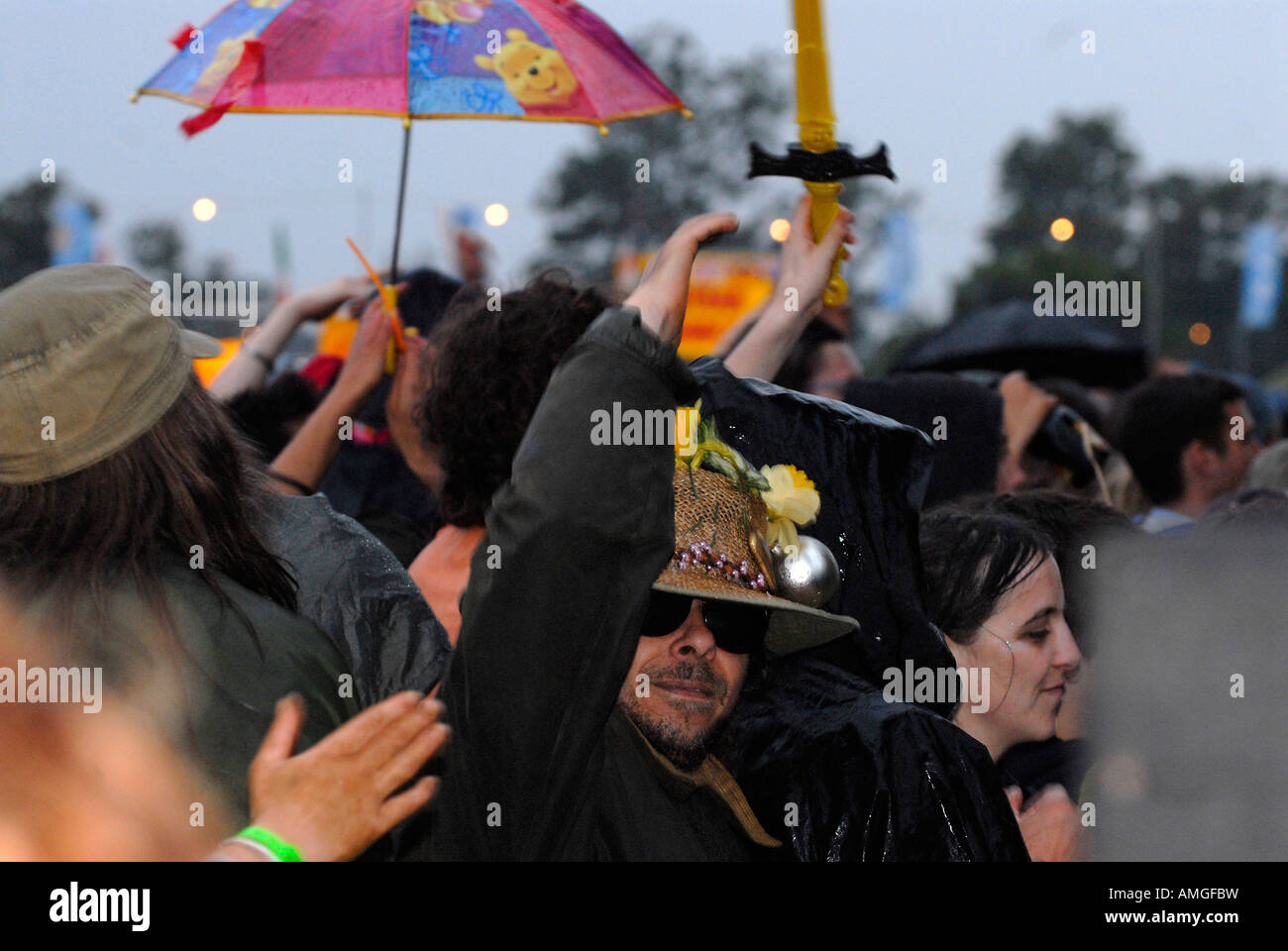 Pic martin phelps 2607 journaliste gordon 07 festival Womad charlton park malmesbury troisième nuit samedi Banque D'Images