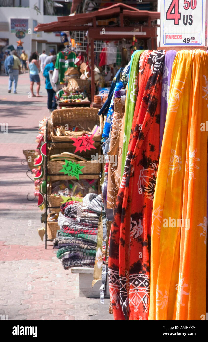 Le Mexique, Playa Del Carmen, dans le centre-ville de shopping plaza. Banque D'Images