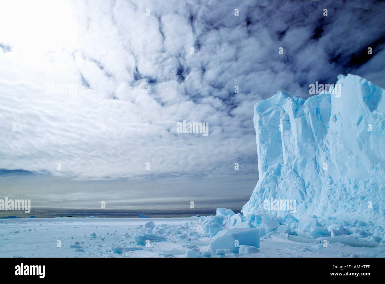Antarctique Antarctique Iceberg iceberg format horizontal de la géographie des paysages de glace de l'eau de mer de l'Antarctique Banque D'Images