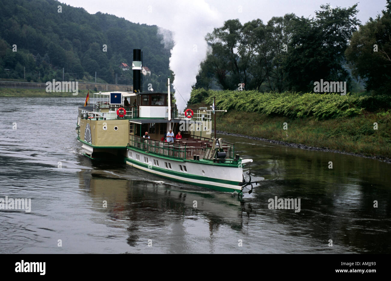 STEAMSHIP DE DRESDE SUR LA RIVIÈRE ELBE ALLEMAGNE Banque D'Images