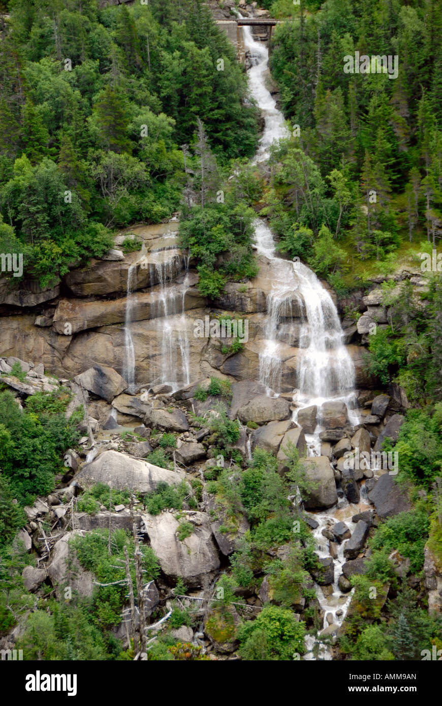 Pitchfork Falls Route du Klondike Sud Col blanc Alaska Skagway AK United States US Banque D'Images