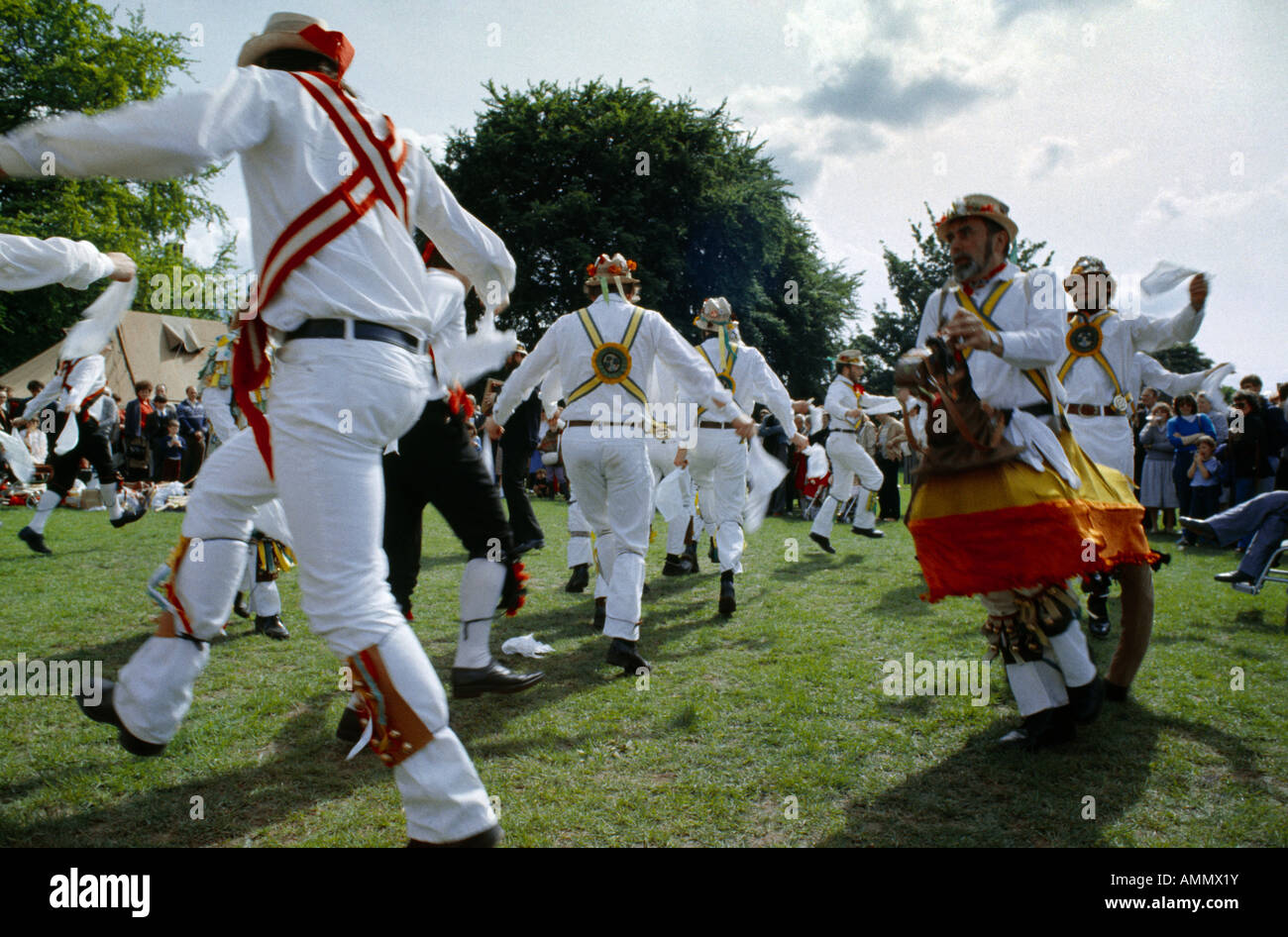 Danseurs Morris Surrey Epsom et Hobby Horse Banque D'Images