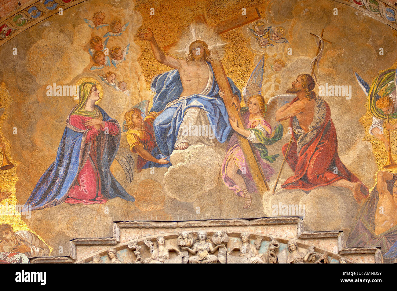 Venise, Italie. Basilique Saint Marc (san marco). Sur la mosaïque de la Basilique Saint Marc Venise Italie l'Ascension du Christ Banque D'Images