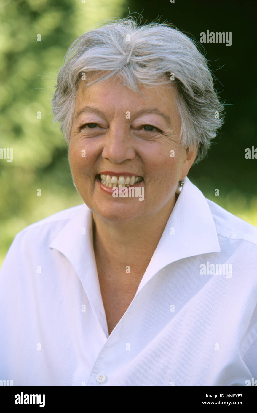 Senior woman, close-up, portrait Banque D'Images