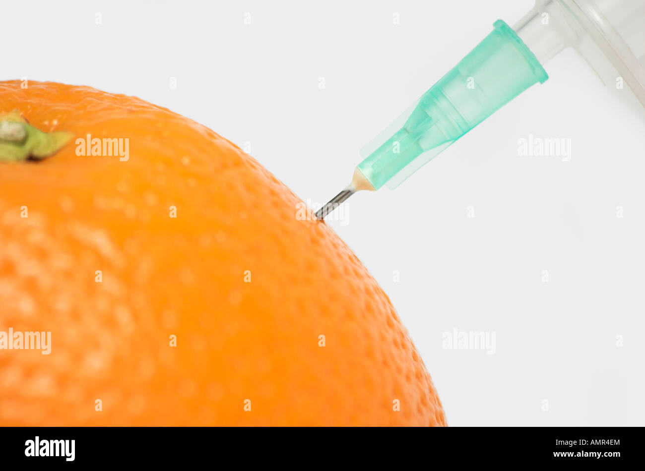 L'injection seringue close up orange Banque D'Images