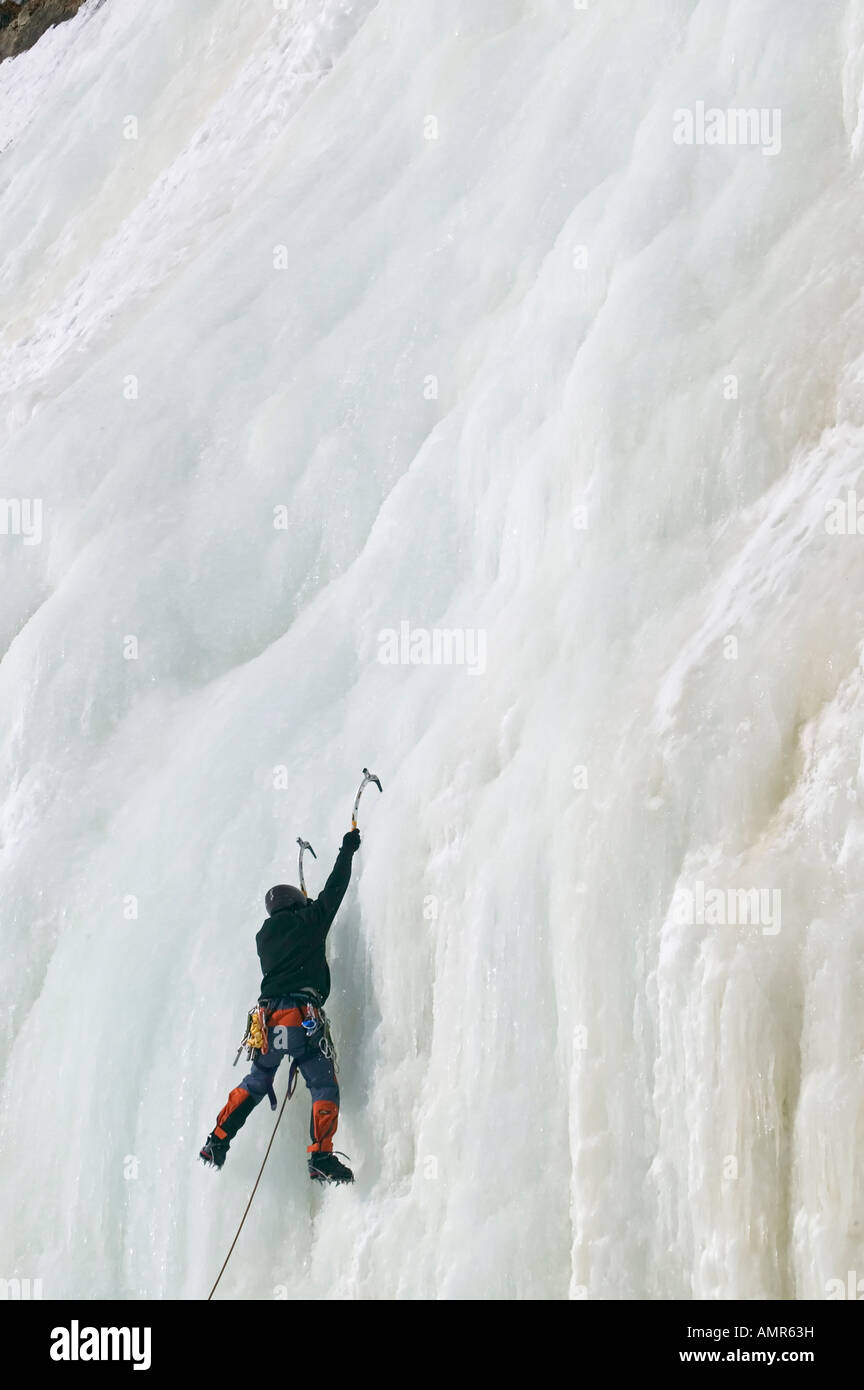 Parc de la Chute Montmorency, Parc des chutes, chutes Montmorency, 83 mètres de haut, à Québec, à 12km à l'Est, Québec, Canada Banque D'Images