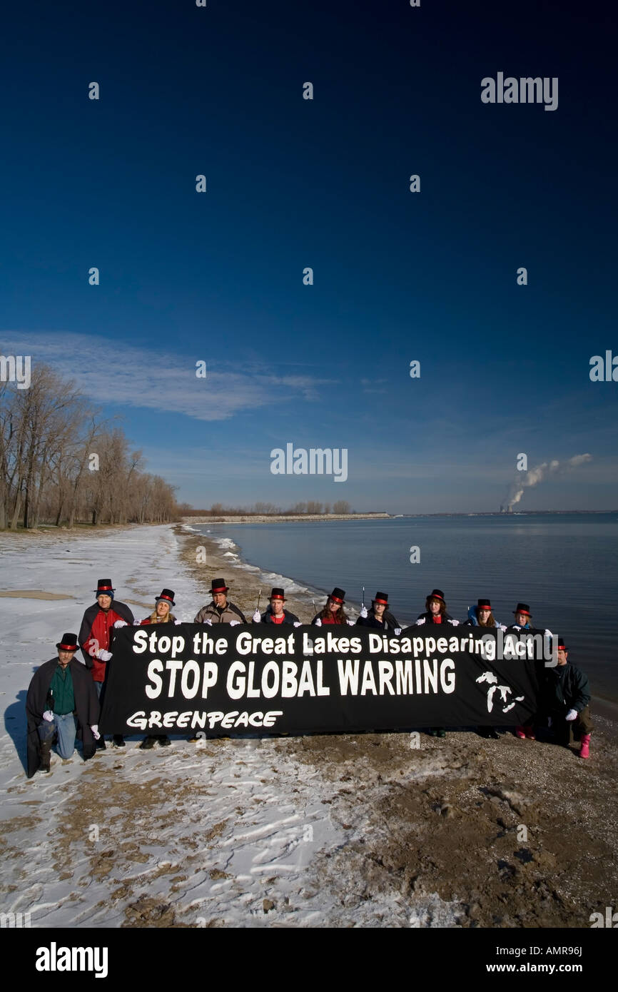Les protestations de Greenpeace le réchauffement climatique et de la diminution de la région des Grands Lacs Banque D'Images