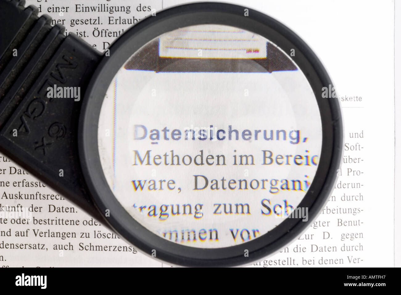 L'enregistrement des données, mot allemand, loupe Banque D'Images