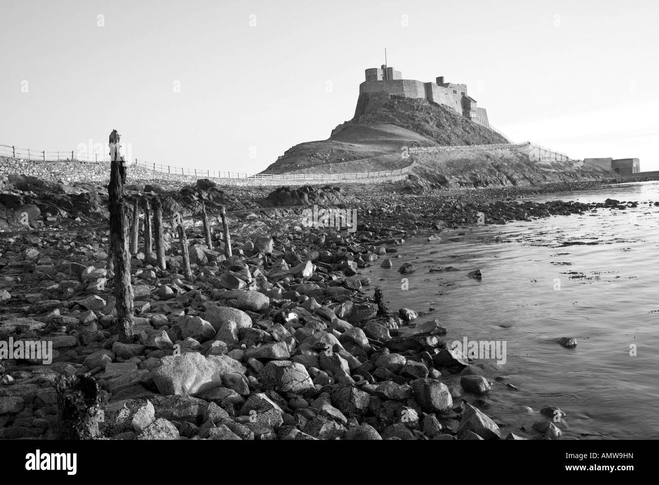 L'île sacrée de Lindisfarne  Northumberland Royaume-Uni Banque D'Images L'île sacrée de Lindisfarne  Northumberland Royaume-Uni Banque D'Images