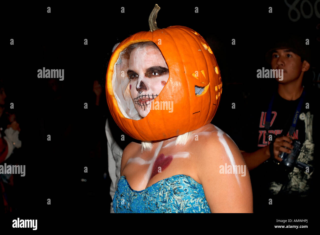 Costume d'élaborer toutes les âmes Procession le Jour des Morts Les Dia de los Muertos Tucson Arizona 2007 Banque D'Images