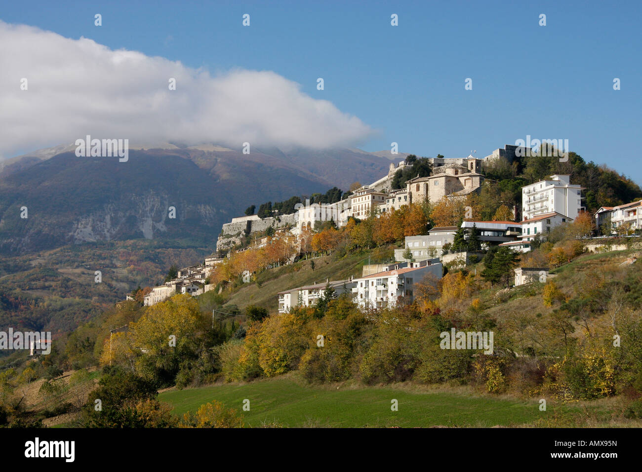 Vue paysage de la forteresse historique ville,'La Fortezza di Civitella del Tronto',Abruzzo, Italie, Banque D'Images