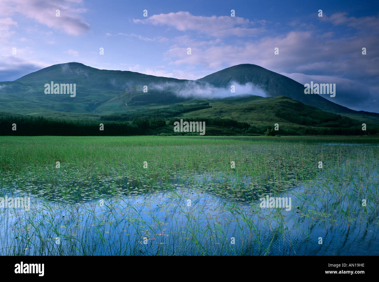 Beinn na Caillich et Loch Cill Chriosd Ile de Skye Highland Scotland UK Banque D'Images
