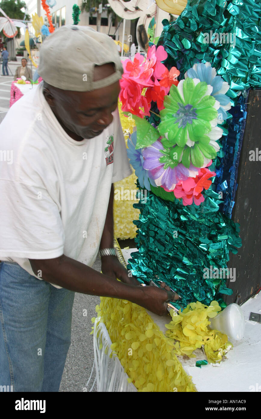 Miami Florida,Coral Gables,Junior Orange Bowl Parade,événement culturel,tradition,activité,marche,exercice,marche,reconnaissance,divertissement,performance Banque D'Images