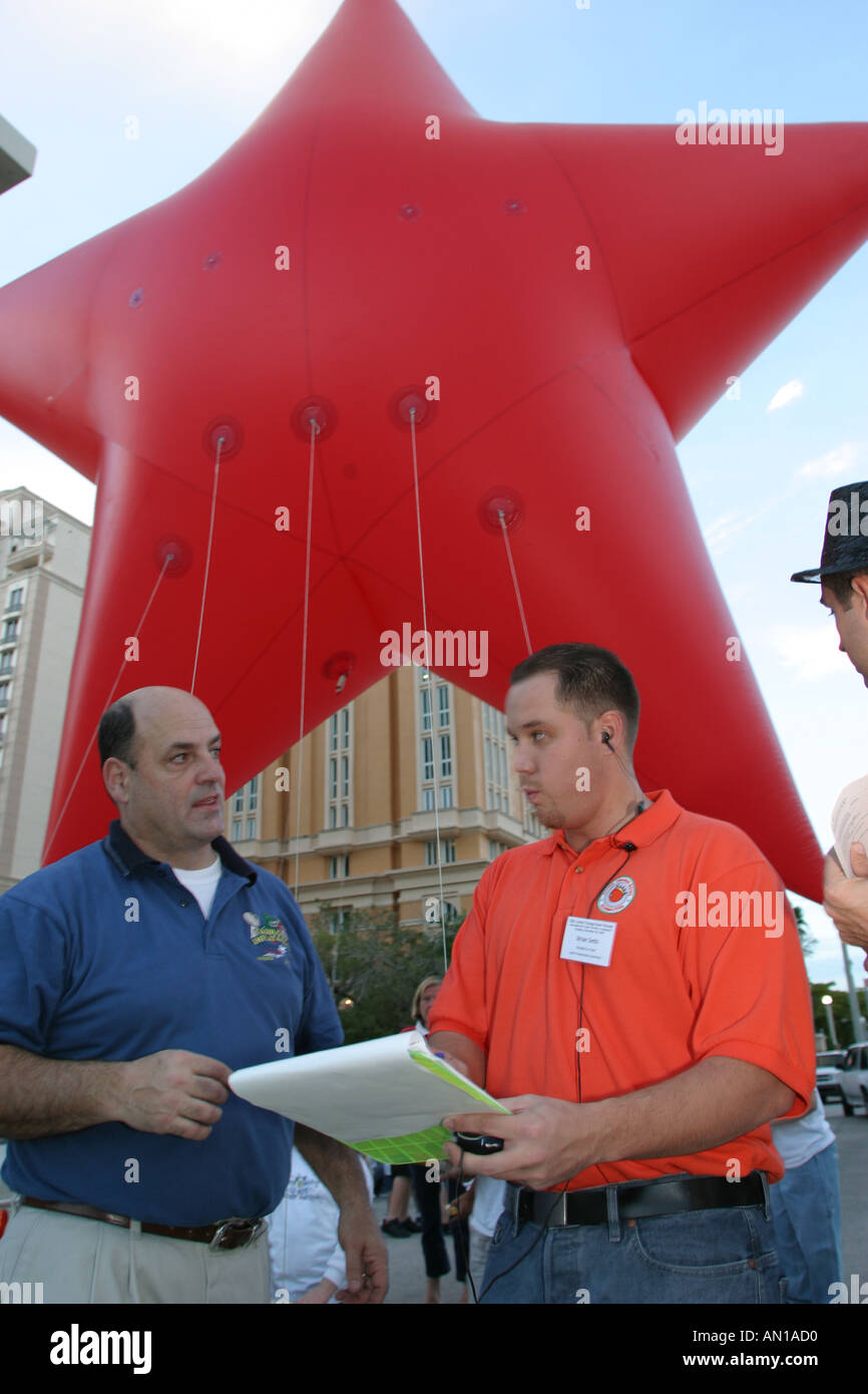 Miami Florida,Coral Gables,Junior Orange Bowl Parade,événement culturel,tradition,activité,marche,exercice,marche,reconnaissance,divertissement,performance Banque D'Images