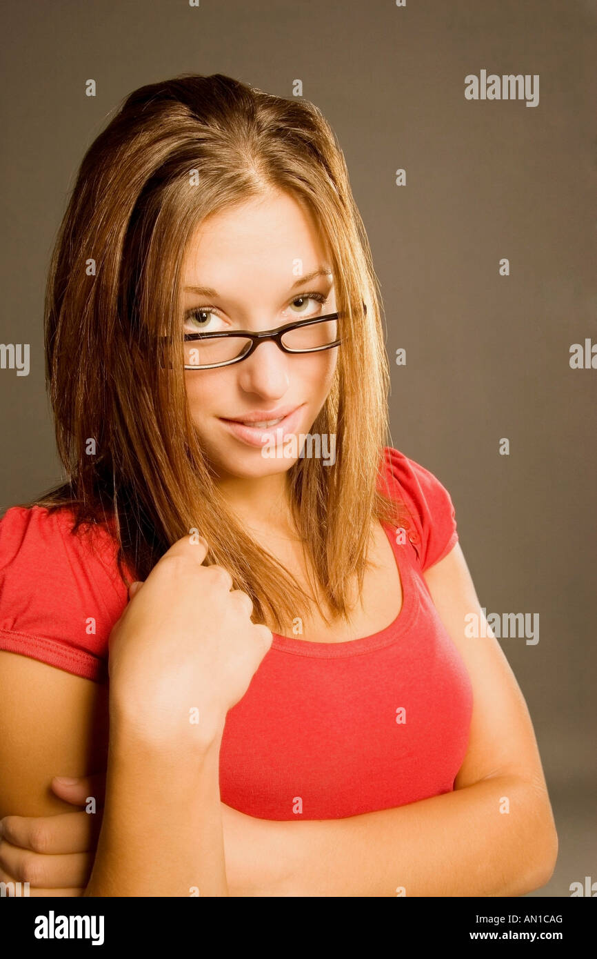 Portrait d'une femme avec des lunettes Banque D'Images