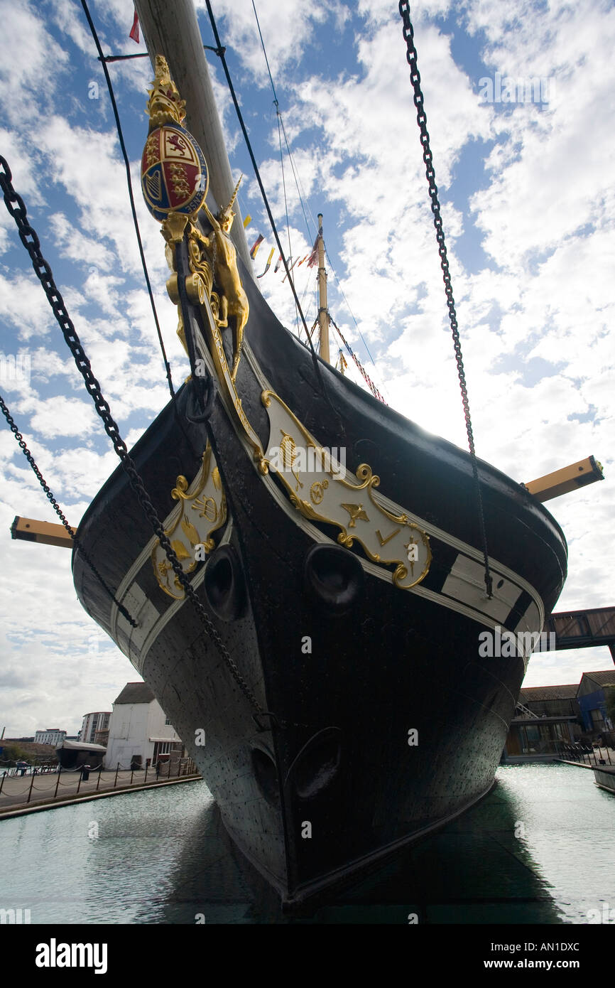 SS Great Britain et coque de navire en cale sèche proue Avon Bristol Somerset England UK Royaume-Uni GB Banque D'Images