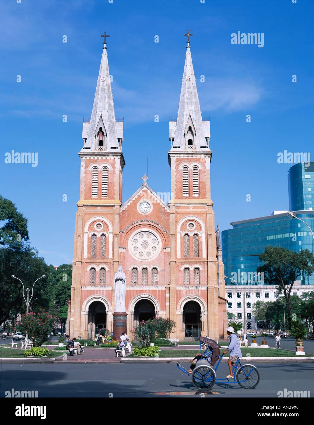 La Cathédrale Notre Dame, Ho Chi Minh Ville (Saigon), Vietnam Banque D'Images