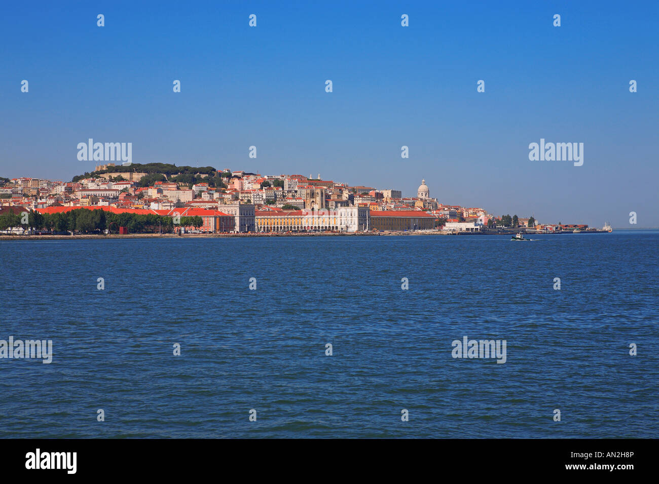 Portugal, Lisbonne, vue depuis le Tejo Banque D'Images