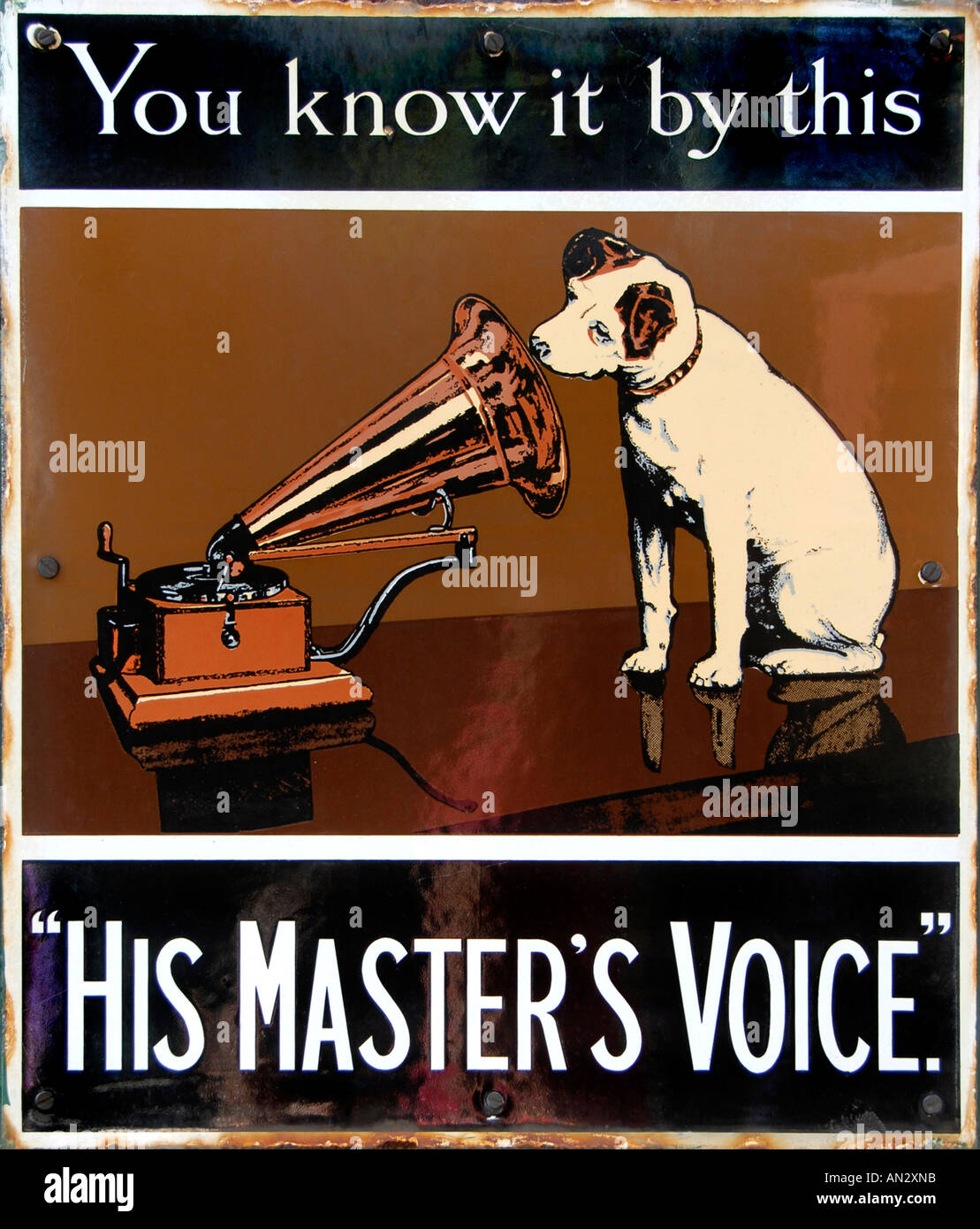 Vintage Advertisment Hoarding 'la voix de son maître" Banque D'Images