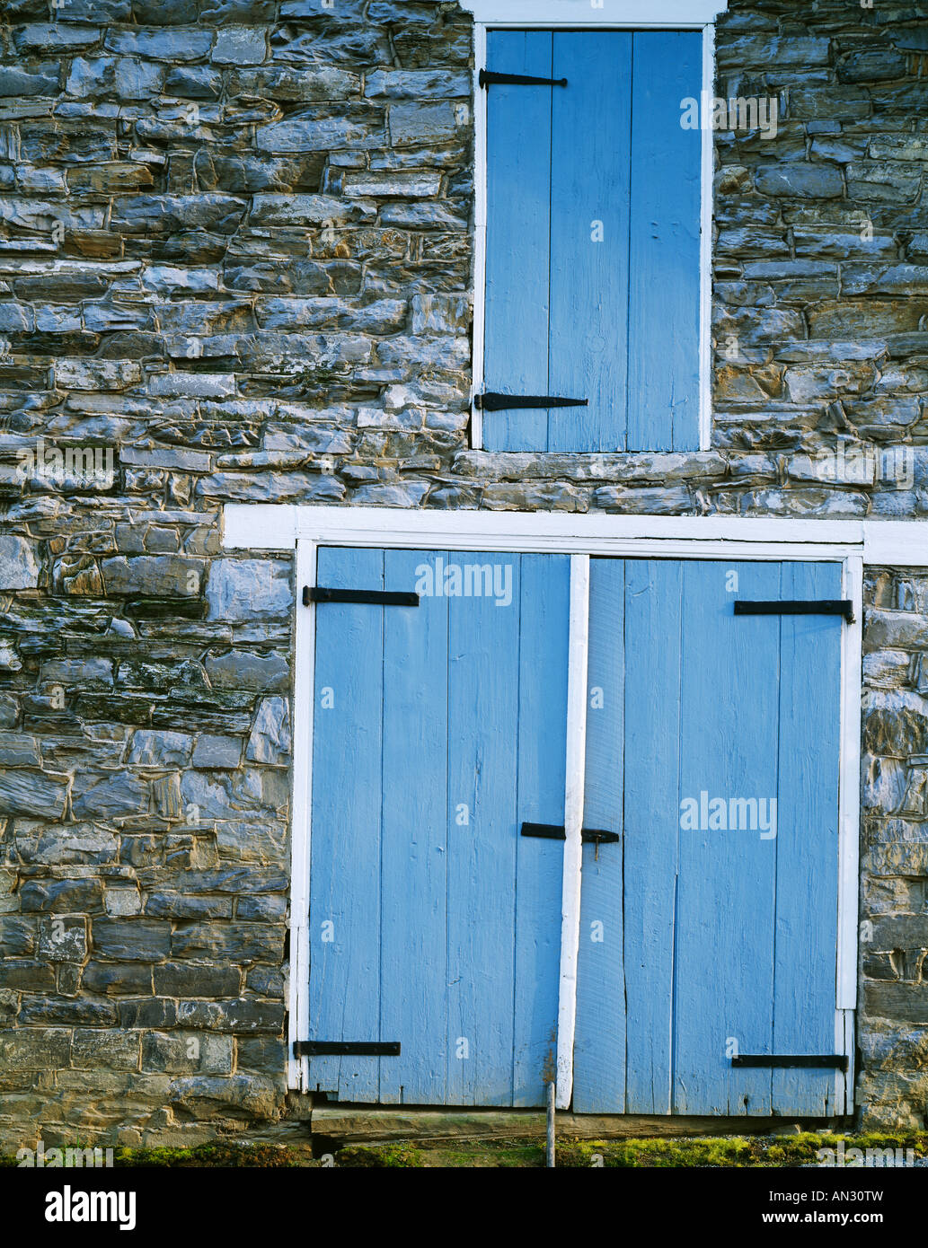 Grange en pierre avec des fenêtres près de Conrad Weiser Homestead, Berks County, California, USA., Banque D'Images