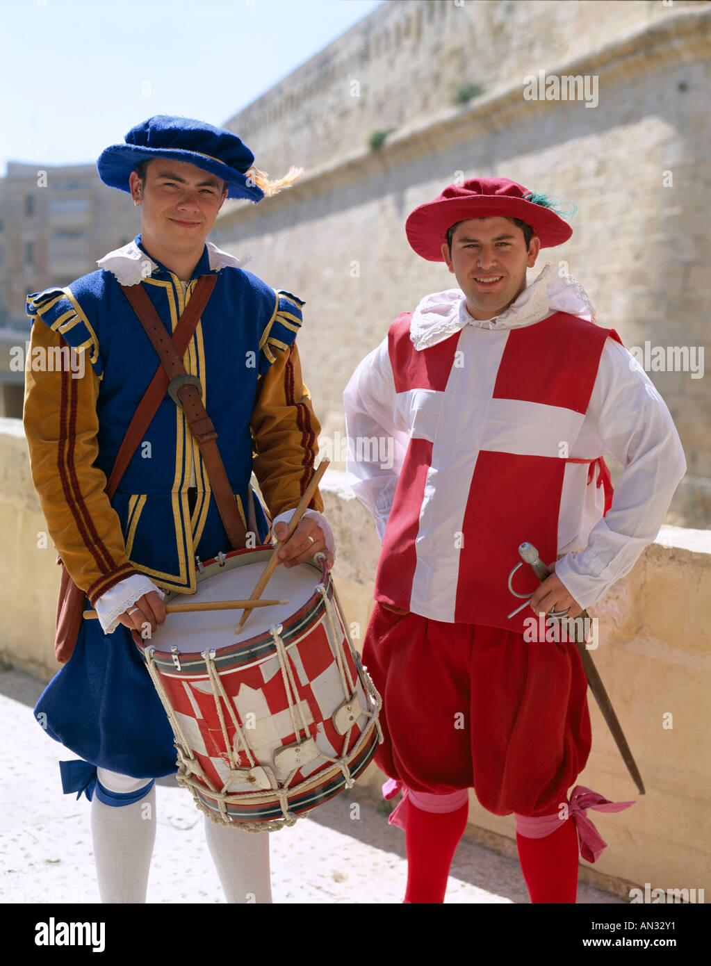 Fort St.Elmo / hommes habillés en costume historique, La Valette, Malte Banque D'Images